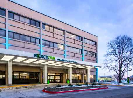 MercyOne Richard Deming Cancer Center